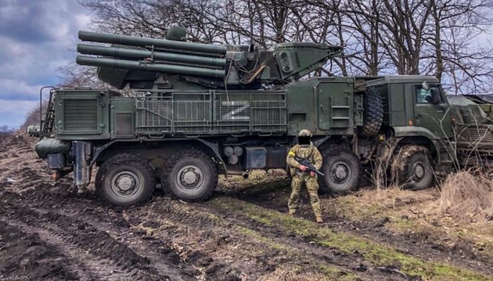 「ロシアの主力戦車の半数がウクライナ軍に撃破または鹵獲(ろかく)された可能性が高い」米国防次官補！