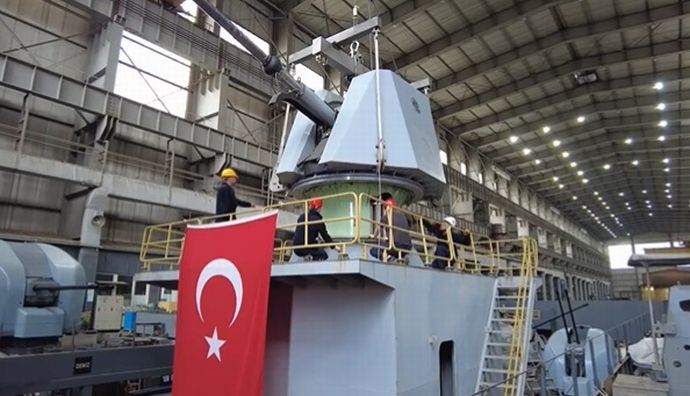 トルコ初の76mm62口径国産艦載砲が試験のため艦艇に搭載！