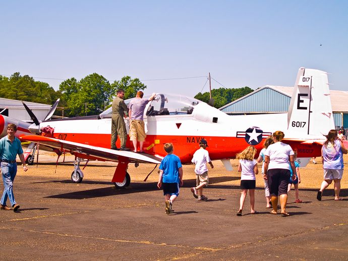 T-6_Texan_II_US_Navy_(4593354007)