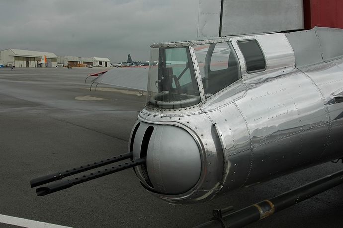 1280px-B-17_Yankee_Lady_tail_turret