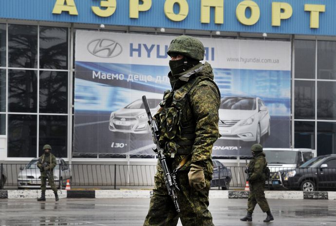 ロシア外相「クリミアは米国にとってのグリーンランドと同様に重要」…併合の正当化に利用！