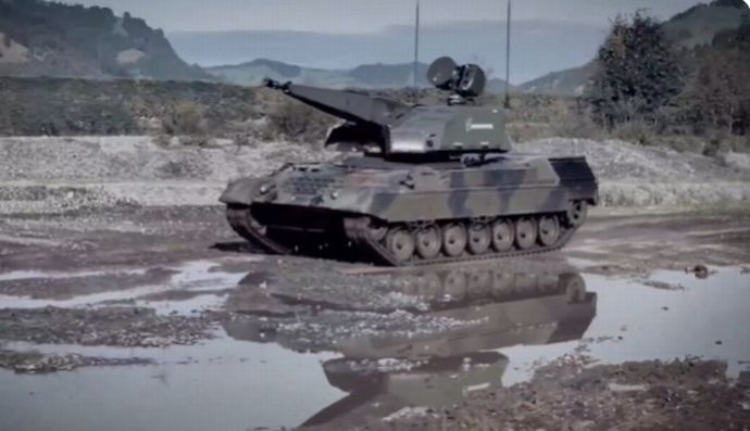 ウクライナ軍、レオパルド1のシャーシを搭載したスカイレンジャー35防空システムを配備へ！