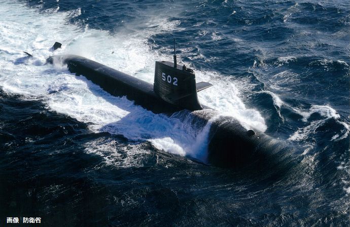 そうりゅう型潜水艦のAIP区画をマイクロ炉に置き換てバッテリー充電もリチウム換装すれば即席原潜の出来上がり！