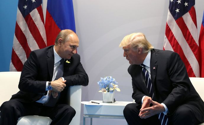 中国もロシアもトランプ氏を「いいカモ」と見なしている…元大統領補佐官が指摘！