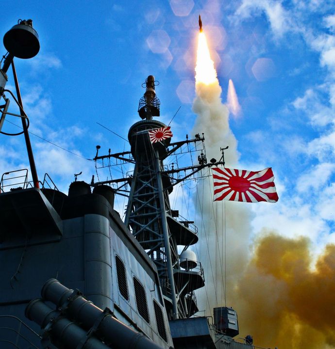 防衛省、極超音速兵器の迎撃ミサイルを新型イージス艦に搭載へ…概算要求額は過去最高5兆5947億円！
