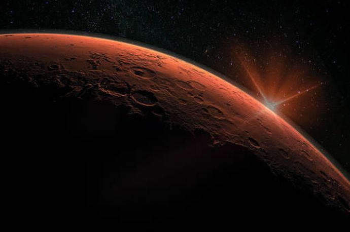 火星の1日は少しずつ短くなっていることが判明…中心核とその周辺に関する情報も！