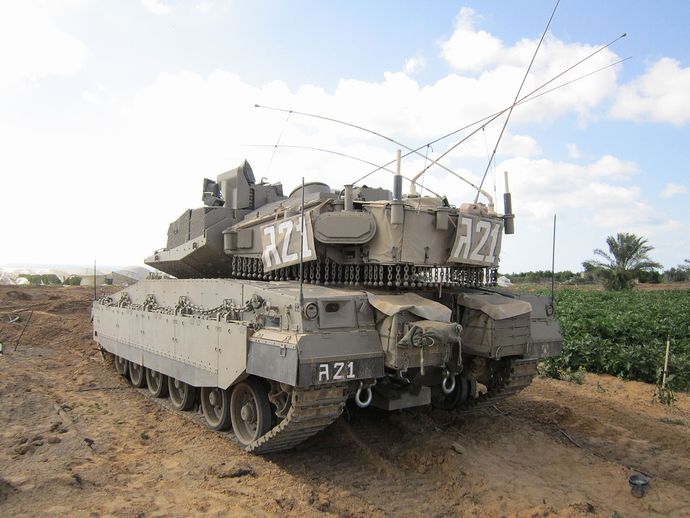 Armored_Corps_Operate_Near_the_Gaza_Border_(14569828759)
