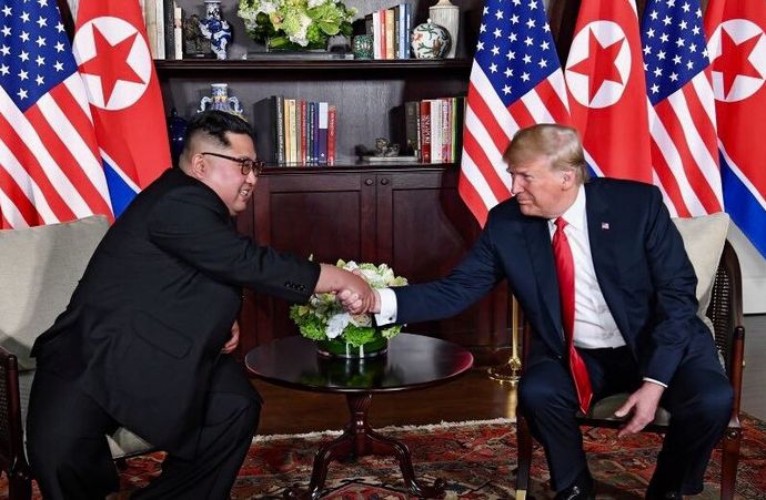トランプ次期米大統領の政権移行チーム、米朝首脳会談を検討！