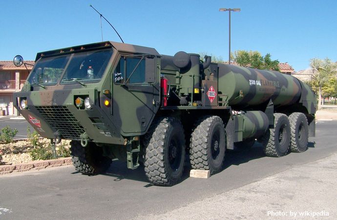 アメリカが燃料給油車をウクライナに大量供与…機甲部隊による大規模攻勢準備か！