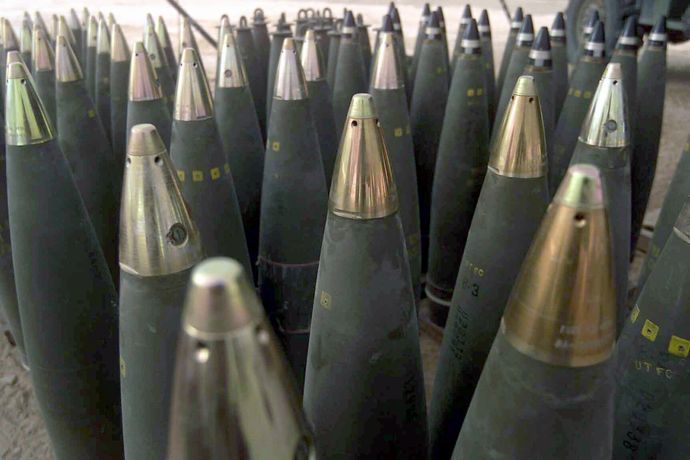 アメリカ国防総省、イスラエル米国倉庫にある備蓄30万発の155mm弾(三ヶ月分)をウクライナに移送開始！