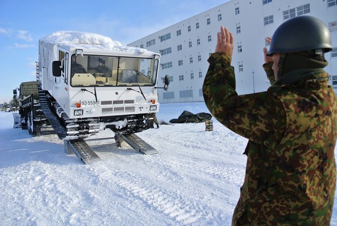 20_1曹教・10式雪上車操縦訓練(1)_R_装備_25