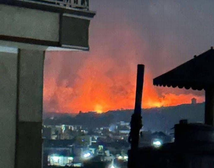 パキスタン軍がアフガニスタン各地をを空爆…タリバンは報復攻撃を開始！