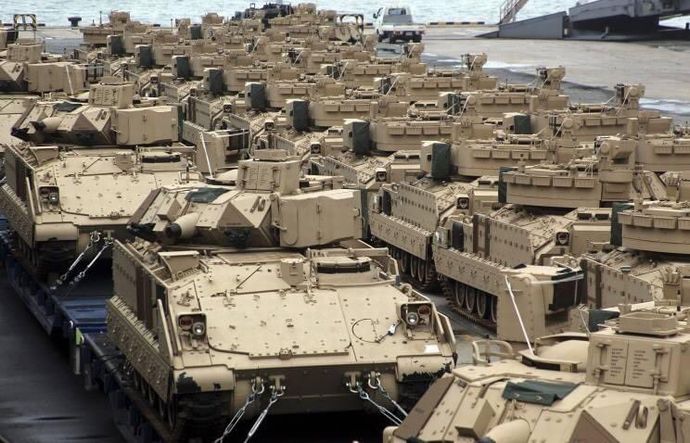 アメリカ国民の過半数が「ウクライナへの追加支援」反対を表明…CNN世論調査！