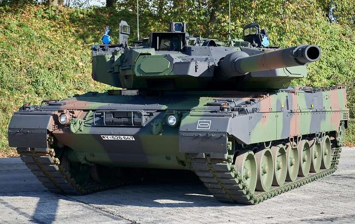 自衛官の命を守る有事の治療態勢と「輸血」…先進国の戦車や装甲車は冷暖房完備でトイレまで！