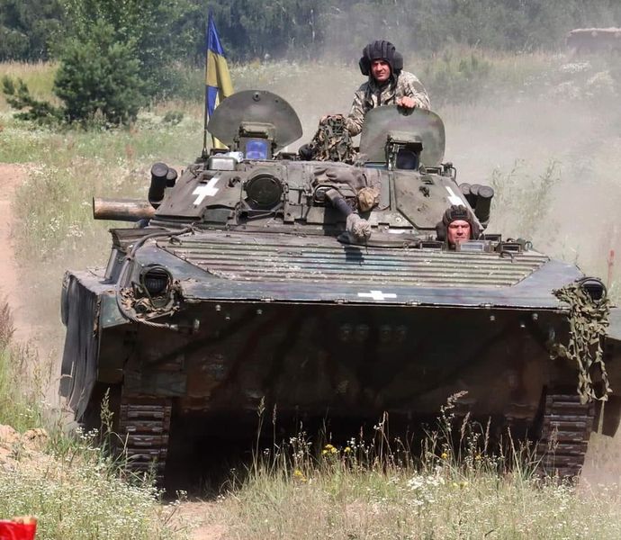 ウクライナ軍が東部で親ロシア派の実効支配地域に初めて奪還か…バフムト市内にも進軍した模様！