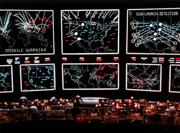 最新AI同士に戦争シミュレーションさせると、95％の確率で「核戦争」へ発展する！