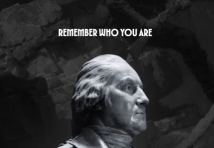 トランプ政権のスローガン、ナチスのプロパガンダと酷似で物議「非常に不快」「世界大戦を望んでいる」！