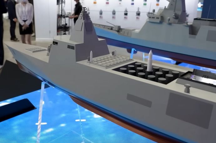 ミサイルを約100発打ち込める戦闘艦艇「合同火力艦」など公開…韓国「MADEX 2023」！