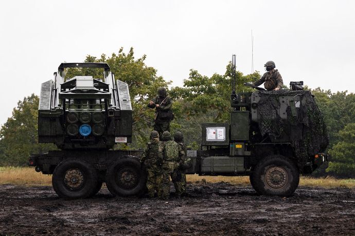 ウクライナ戦争のゲームチェンジャー「HIMARS」…米軍が日本から空輸し朝鮮半島で展開訓練を実施！