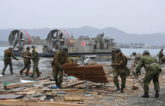 台風22号で被害の伊豆諸島、東京都が海上自衛隊へ災害派遣を要請！