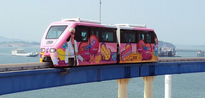 韓国初になるはずだったモノレール車両 一度も走らず鉄屑に韓国ネット 線路はハトの家になってるよ 軍事 ミリタリー速報 彡