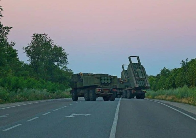 ウクライナ軍、米国製高機動ロケット「HIMARS」でロシア領土を初攻撃…ロシア側は核使用を示唆！