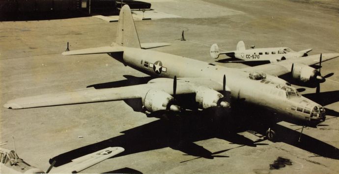 群馬の民家から旧日本軍の攻撃機「連山」の風防ガラスとみられる部品発見か！