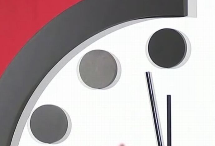 人類滅亡まで残り「90秒」、ウクライナ侵攻で10秒進み史上最短…終末時計！