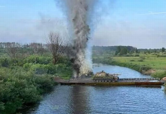 ウクライナ軍、ドニエプル川を超え橋頭堡を拡張か…バフムトなど各戦線で前進！
