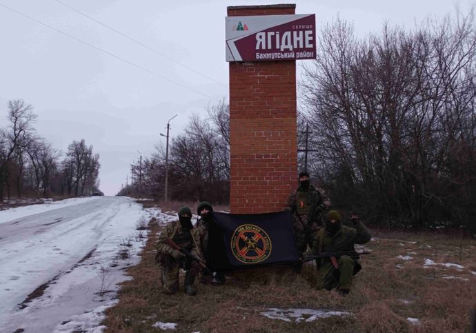 ワグネル戦闘部隊がバフムート近郊の集落を制圧か…ウクライナ軍は近郊のダムを爆破！