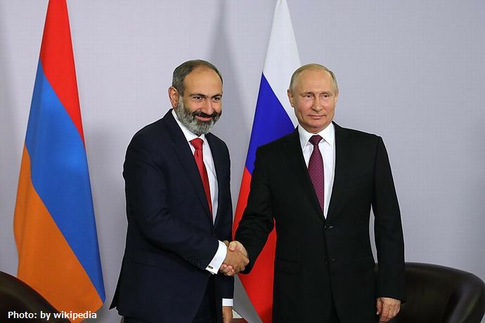 旧ソ連アルメニア、国防をロシアに頼れず、米仏などと関係強化を…パシニャン首相！