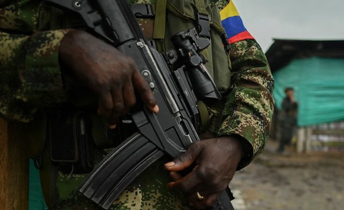 コロンビアで左翼ゲリラ同士が衝突、27人死亡…ジャングル地帯の支配権を巡り！