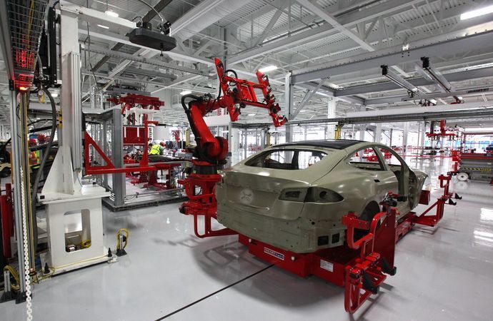 日本のEV技術を盗み取る中国「謎の産業スパイ集団」を摘発へ…トヨタを標的にしたチームも！