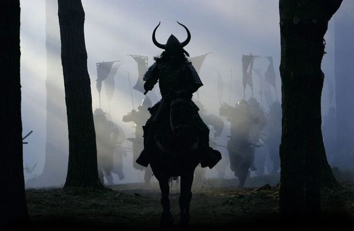 日本のエリート層に「武士の姓」が多いという衝撃…一般よりも4倍以上高い割合で、医師、弁護士などに！