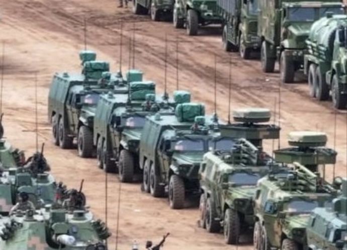 中国陸軍、対ドローン用の地対空レーザー車両を大量配備済？！