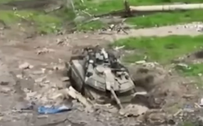 T-90M戦車は配置改善されたからびっくり箱しなくなった！
