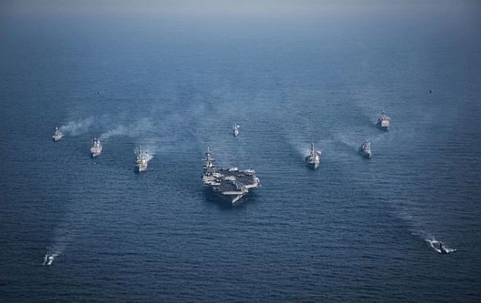 中東に向けて米海軍艦隊が航行中、トランプ大統領「何事も起きないことを望むが」…イランに圧力！