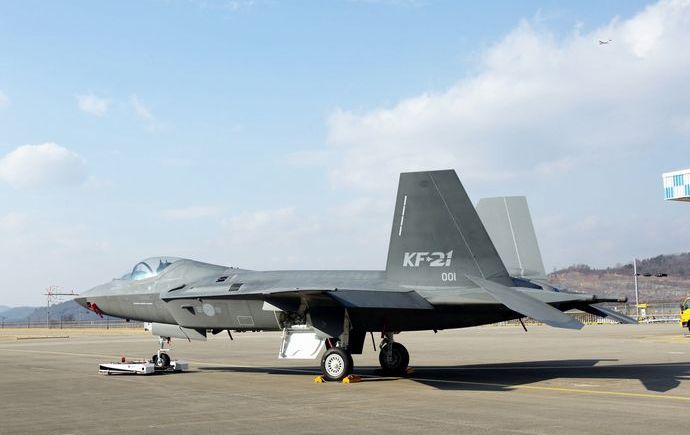 韓国軍施設や空港で戦闘機などを無断撮影、中国人の高校生2人を「一般利敵」容疑で逮捕・送検！