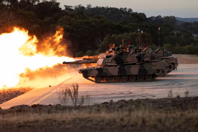 豪陸軍と米陸軍の戦車と装甲車クルーが6日間にわたって激闘！