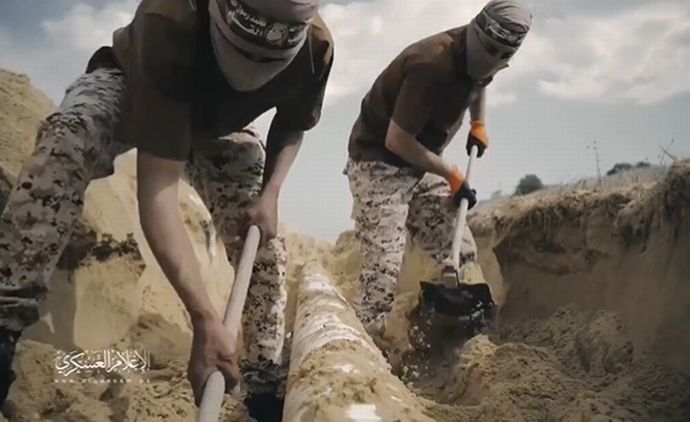 ハマスが水道管からロケット弾を作る方法を公開！