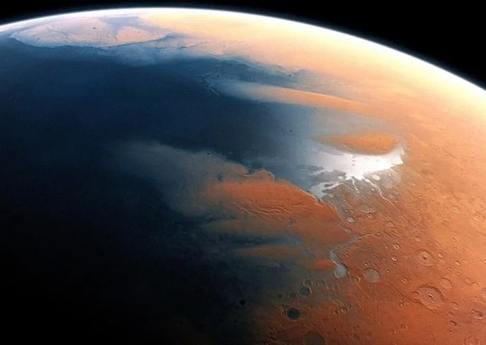 火星はかつて「北極海サイズの海」に覆われていた！