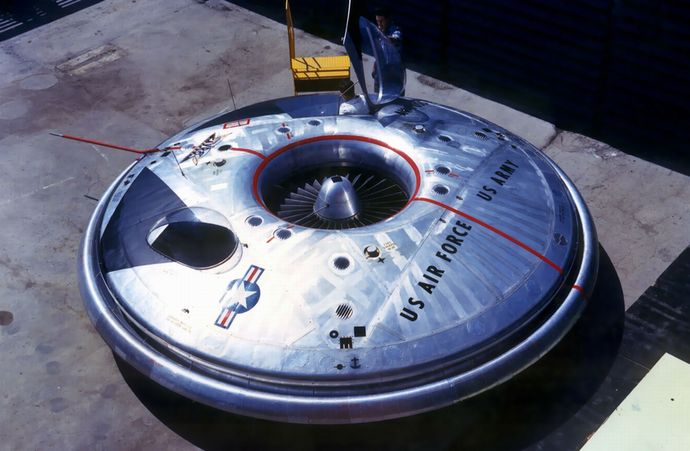 米国政府が宇宙人の宇宙船を確保して逆設計するプログラムを一時検討！