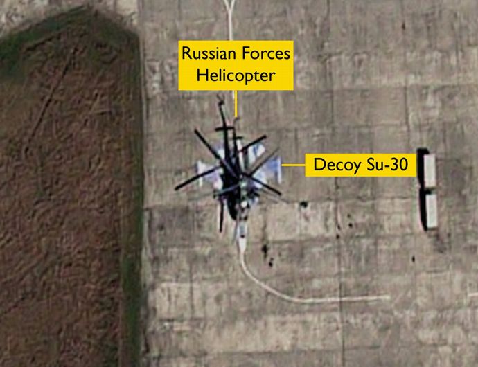 「ロシア軍の戦闘機」→実は絵でした…空軍基地の衛星画像で明らかにバレバレになる奇行も！