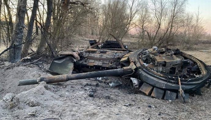 プーチンはロシア軍の実力を見誤った…この1年で｢主力戦車T-72の半分｣を失った大誤算！