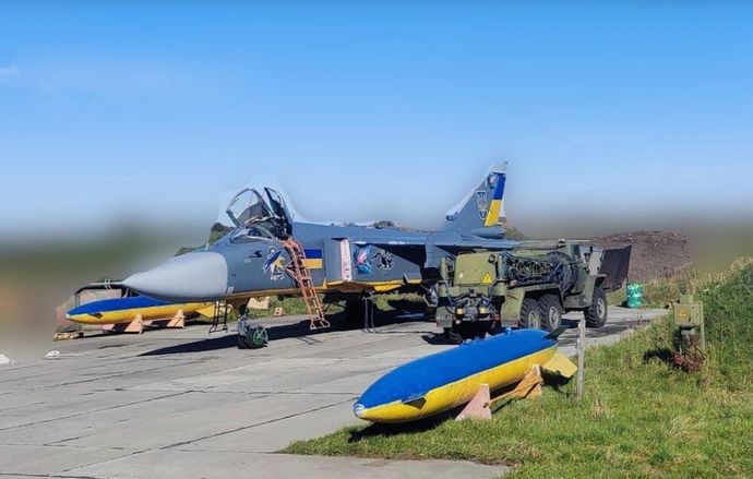 ストームシャドウ空中発射巡航ミサイルはウクライナのSu-24M戦闘爆撃機によって発射された！