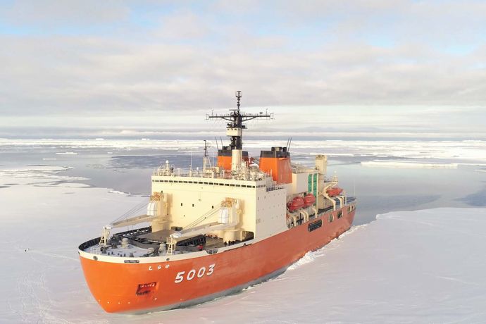 南極観測船の運用から海上自衛隊が撤退へ、人員不足に加え任務量が増加で見直しに！