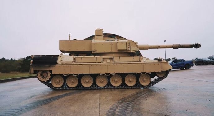 改良型ベルギー製レオパルト1戦車、コッカリル無人砲塔を搭載し、ウクライナで試験中！