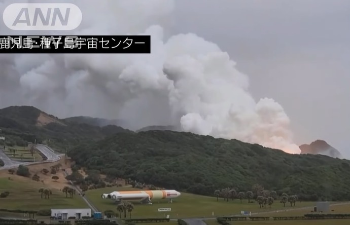 小型固体燃料ロケット「イプシロンS」のエンジン試験で火災、2回連続で爆発…JAXA！