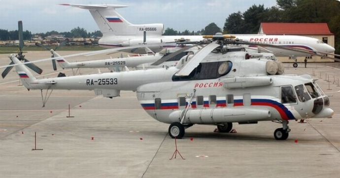 ロシア大統領府のMi-8ヘリコプターが着陸に失敗…プーチン大統領は乗っておらず！