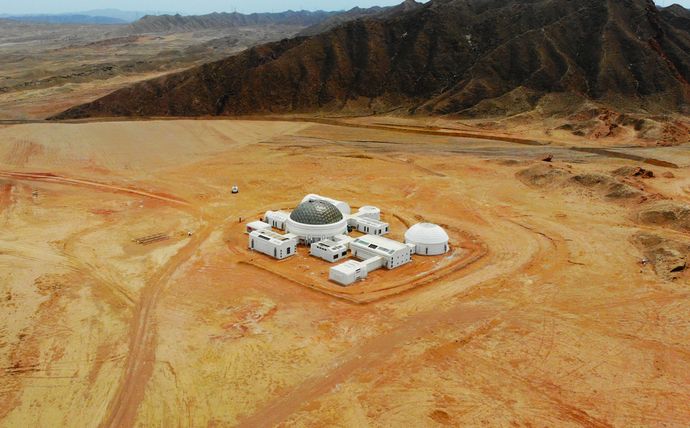 中国西部のゴビ砂漠に「火星1号基地」、宇宙飛行士らが生存模擬訓練を実施中！